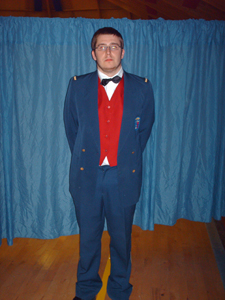 Tenue de d&eacute;fil&eacute; pour les musiciens de l'Harmonie Fanfare Rudipontaine